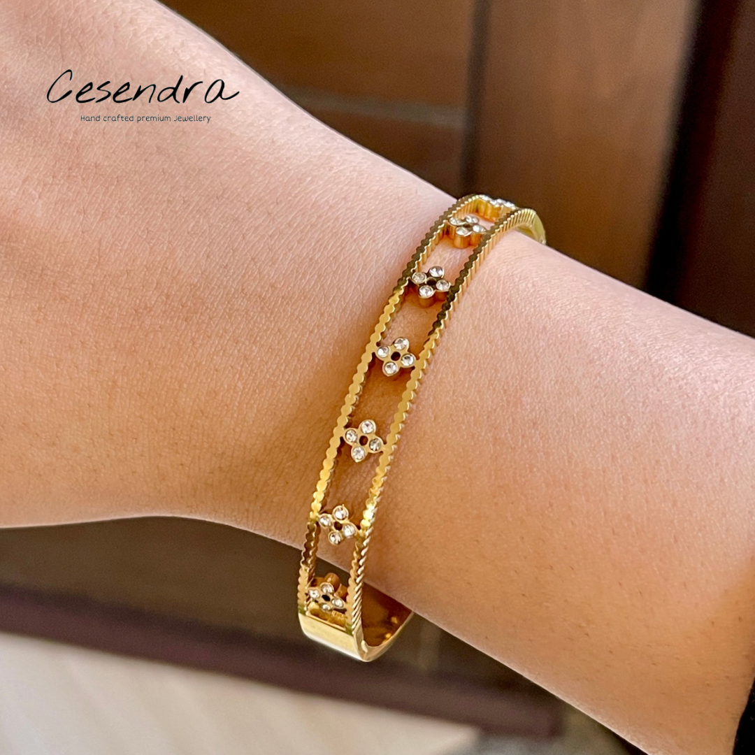 Dainty Florals Bracelet - 18K