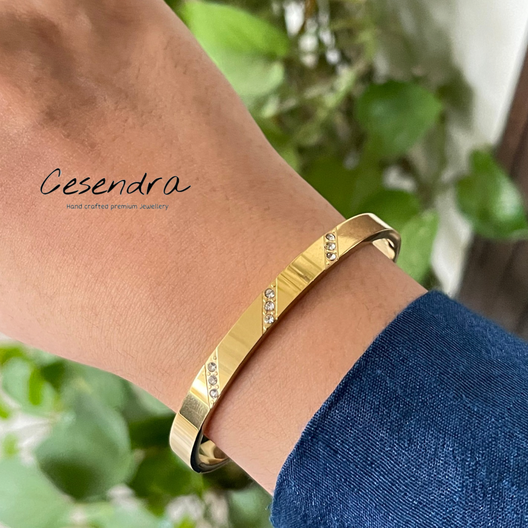 Cut Diamond Bracelet - 18K