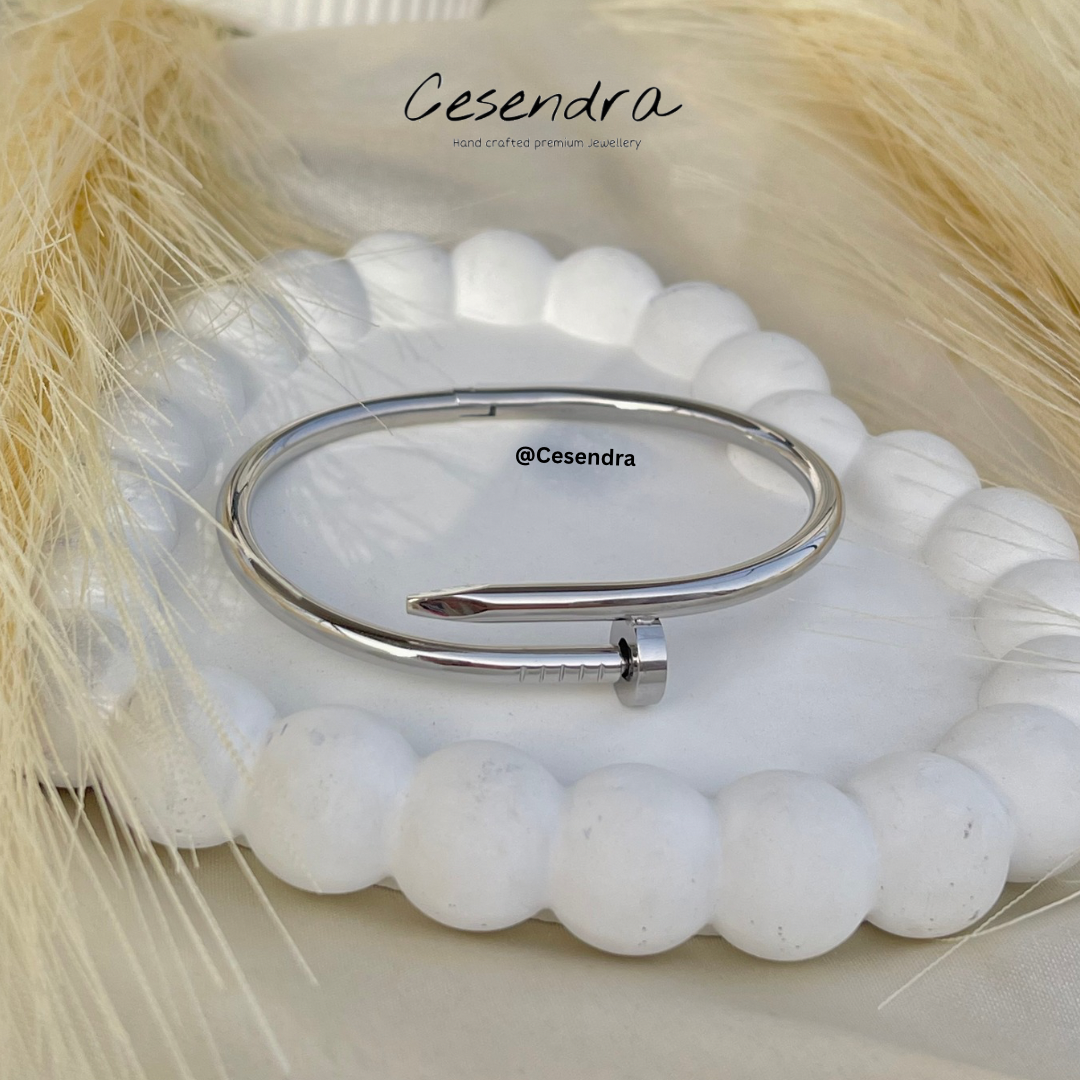 Nailuxe Bracelet -18K