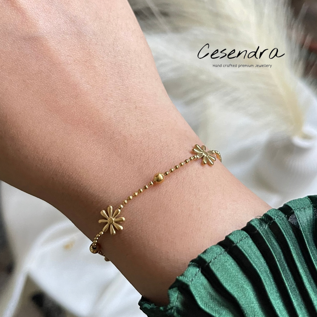 Blossom Breeze Bracelet - 18K