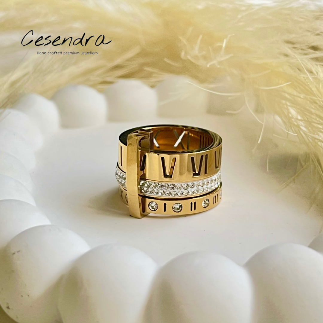 Roman Regal Ring - 18K