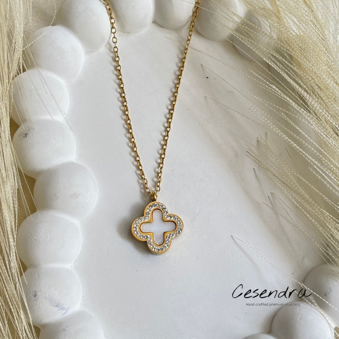 Clover Crush Necklace -18K