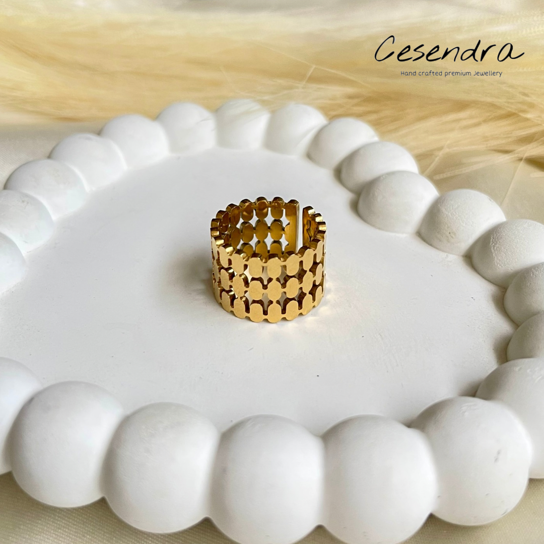 Pyramid Ring (Adjustable) - 18K