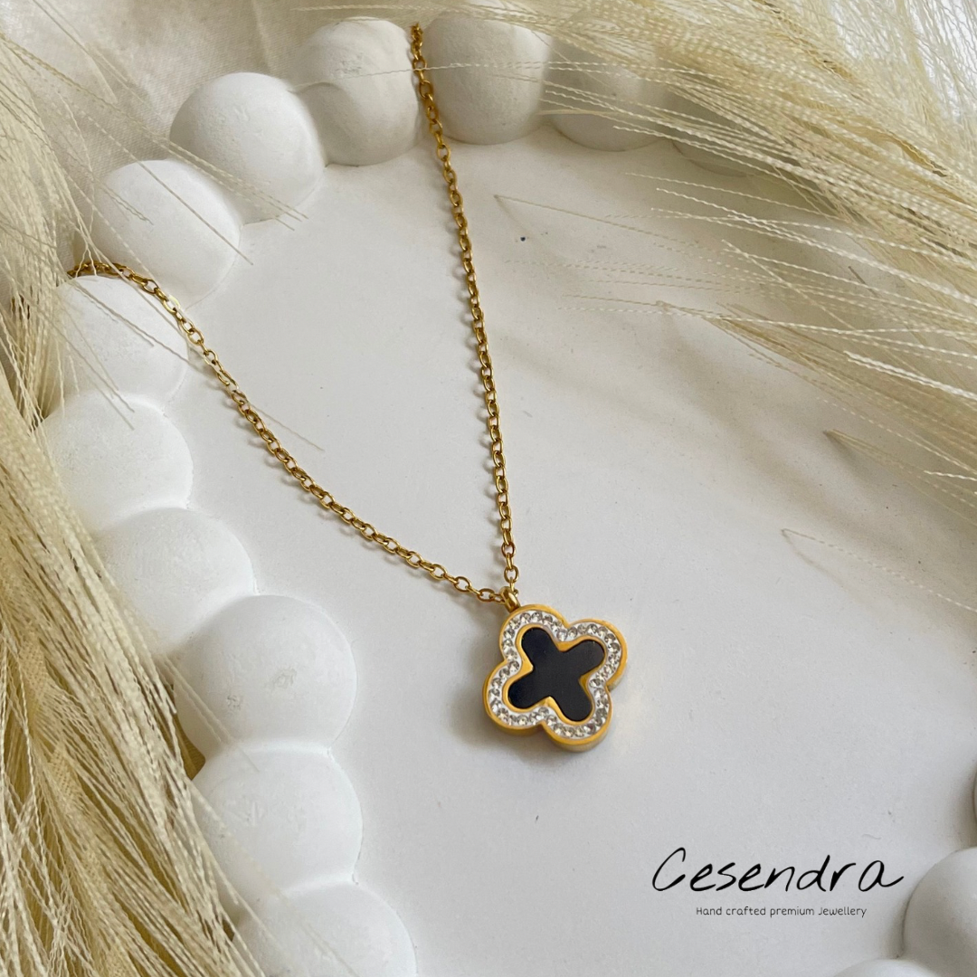 Clover Crush Necklace -18K