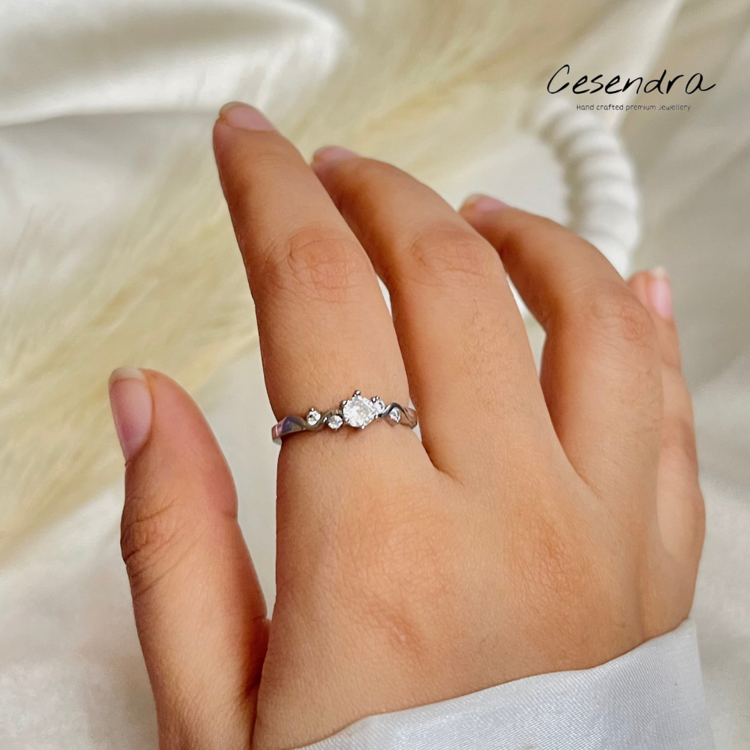 Crystal Ring - 18K