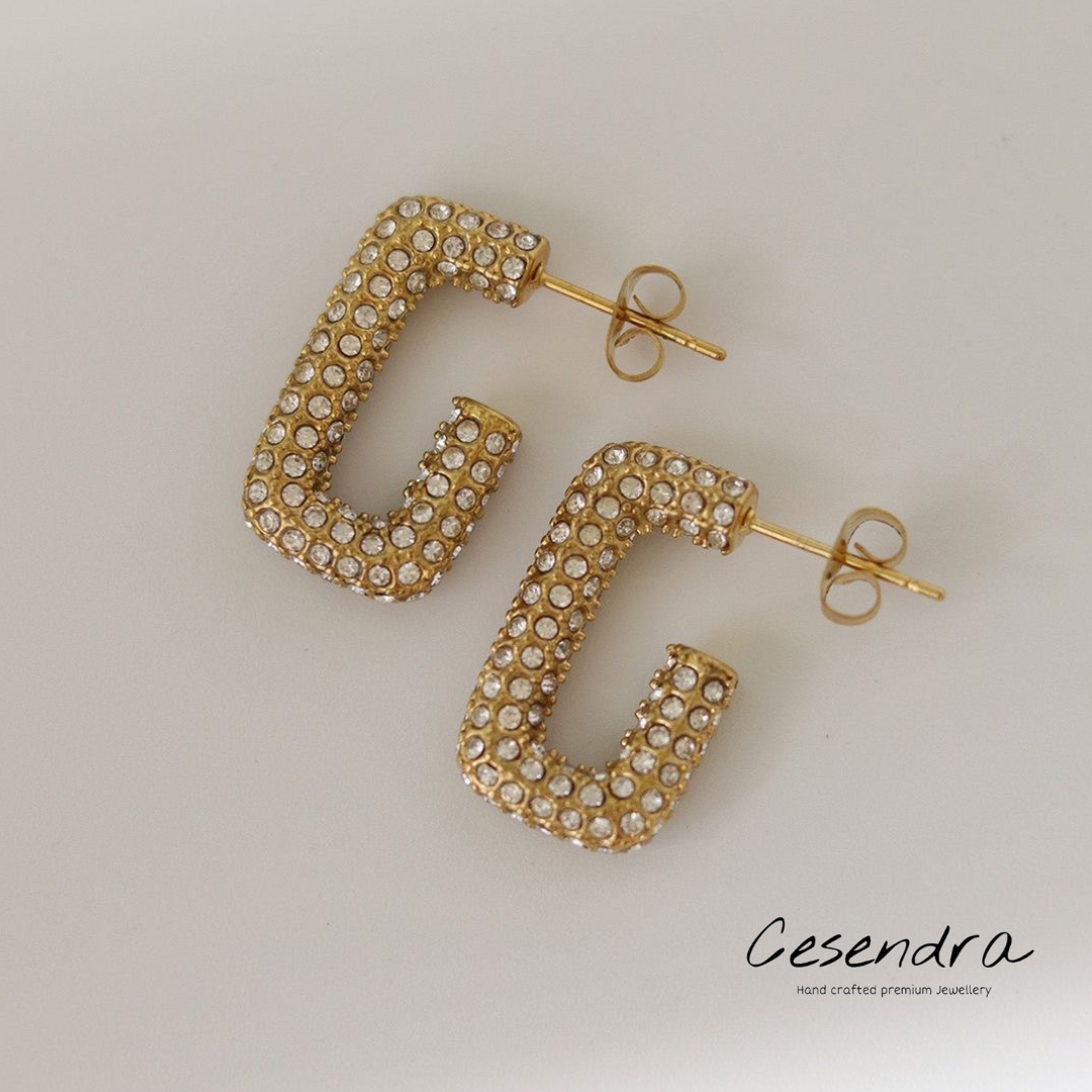 G Diamond Hoops - 18K
